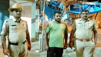 ರಾಮನಗರ: ರೌಡಿಶೀಟರ್ಗಳ ಮನೆ ಮೇಲೆ ಪೊಲೀಸರ ದಿಢೀರ್ ದಾಳಿ