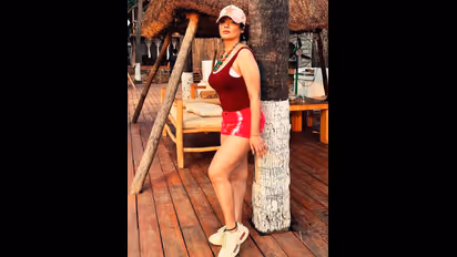 ಮಾಣಿಕ್ಯ ಚಿತ್ರದ ನಟಿ ಜೊತೆ ವಿಡಿಯೋ ಕಾಲ್‌ ಮಾಡ್ಬೇಕಂದ್ರೆ 50 ಸಾವಿರ ಕೊಡಬೇಕು; ರಾತ್ರಿನಾ ಬೆಳಗ್ಗೆನಾ ಎಂದ ಕಾಲೆಳೆದ ನೆಟ್ಟಿಗರು