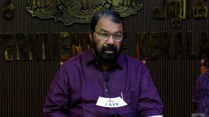 കേന്ദ്രം ഒഴിവാക്കിയ പാഠം കേരളം പഠിപ്പിക്കും, ഗാന്ധി വധവും ഗുജറാത്ത് കലാപവും പരീക്ഷയിൽ ചോദ്യമാകും: ശിവൻകുട്ടി