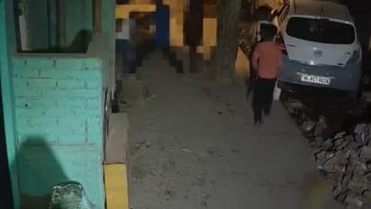 20 ಬಾರಿ ಚಾಕುವಿನಿಂದ ಇರಿದು ಗೆಳತಿ ಕೊಂದ ಆರೋಪಿ ಸಾಹಿಲ್ ಅರೆಸ್ಟ್, ಭೀಕರ ವಿಡಿಯೋ ವೈರಲ್!