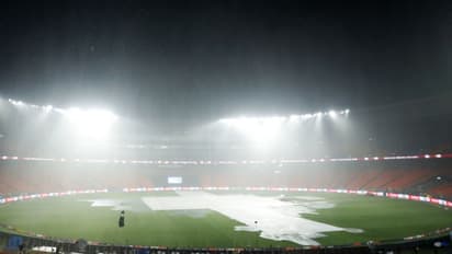 പാഞ്ഞടുക്കുന്നു കൂറ്റന്‍ മഴമേഘങ്ങളും കാറ്റും ഇടിമിന്നലും; ഐപിഎല്‍ ഫൈനലിന് ഇന്നും ഭീഷണി 