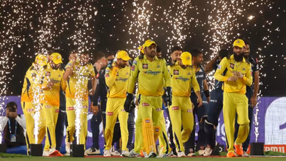 അരിക്കൊമ്പനല്ല ഇത് 'തല'ക്കൊമ്പന്‍; ധോണിക്ക്, സിഎസ്‍കെയ്ക്ക് അഞ്ചാം ഐപിഎല്‍ കിരീടം