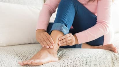 യൂറിക് ആസിഡ് കൂടുന്നുണ്ടോ? അറിയാം ഈ ലക്ഷണങ്ങളും കഴിക്കേണ്ട ഭക്ഷണങ്ങളും...