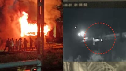 തീപിടിച്ചത് എലത്തൂരിൽ തീവെപ്പുണ്ടായ അതേ ട്രെയിനിൽ; ഷർട്ടിടാതെ ഒരാൾ കാനുമായ വരുന്ന ദൃശ്യം പുറത്ത്