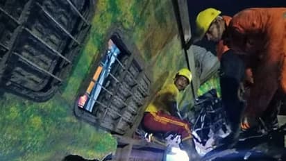 கோரமண்டல் விரைவு ரயில் விபத்து.. தடம் புரண்ட ரயில் பெட்டிகள் எவை? வெளியான அதிர்ச்சி தகவல்.!