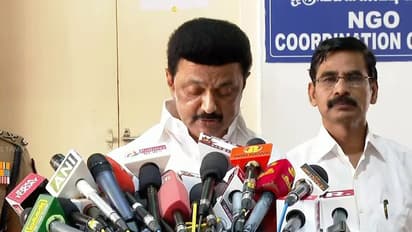 ரயில் விபத்தில் உயிரிழந்தவர்களின் குடும்பத்திற்கு தமிழக அரசு சார்பில் ரூ.5 லட்சம் நிவாரணம்