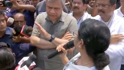 Politics over Odisha train crash deaths: Mamata Banerjee, Ashwini Vaishnaw spar during media briefing (WATCH)