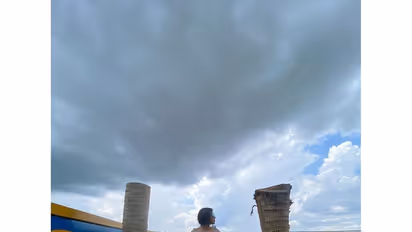 ಓ ಮೈ ಗಾಡ್..! 'ಗೀತಾ' ನಟಿಯ ಮೈ ಮೇಲೆ ಹೆಬ್ಬಾವು ನೋಡಿ ಹೌಹಾರಿದ ಫ್ಯಾನ್ಸ್ 