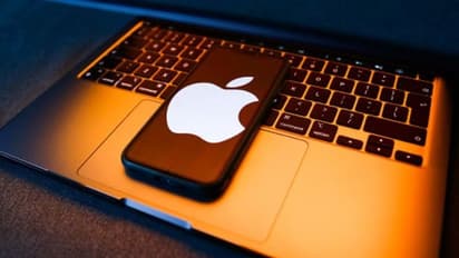 WWDC 2023: Apple WWDC 2023 நிகழ்ச்சியில் வெளியாகும் iOS 17.. எப்போது டவுன்லோட் செய்ய முடியும்?