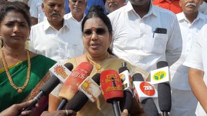 கோவையில் கணவரின் நினைவாக அரசுப் பள்ளிக்கு வகுப்பறை கட்டி கொடுத்த பெண்