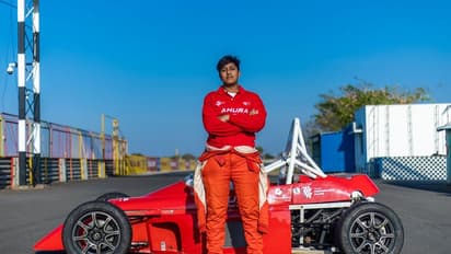 ஃபார்முலா 4 கார்பந்தயத்தில் பங்கேற்கும் முதல் தமிழக பெண் பிரியங்கா