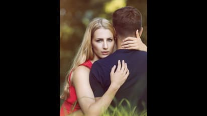 ಸಂಗಾತಿ ಹೀಗ್ ಮಾಡಿದಾಗ ಸುಮ್ಮನಿದ್ರೆ ಜೀವನ ಹಾಳಾಗೋದು ಗ್ಯಾರಂಟಿ