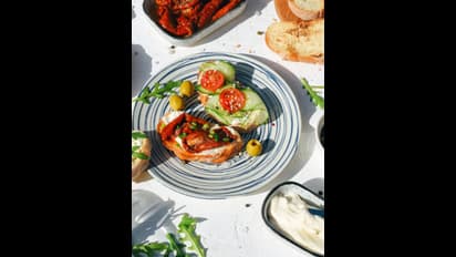 எச்சரிக்கை: ஒருபோதும் இந்த உணவுகளை சூடுபடுத்தி சாப்பிடாதீங்க!! உயிருக்கு ஆபத்து..!!