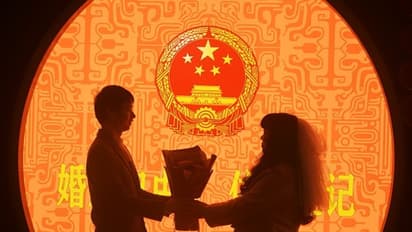 പ്രേതവിവാഹങ്ങൾ; മരിച്ചവരെ വിവാഹം കഴിക്കുന്ന യുവതികൾ, 3,000 വർഷം പഴക്കമുള്ള ചൈനീസ് ആചാരം