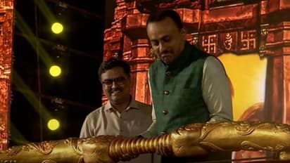 ధనుస్సు ఎత్తలేకపోయిన నిర్మాతలు.. ఆదిపురుష్ ప్రీ రిలీజ్ వేడుకలో ఆసక్తికర సన్నివేశం