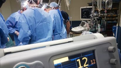 ಇದೆಂಥಾ ವಿಚಿತ್ರ ಕಾಯಿಲೆ..ಟಾಯ್ಲೆಟ್ನಲ್ಲಿ ಕುಳಿತಿದ್ದಷ್ಟೇ, ಕಾಲಿನ ಮೂಳೆನೇ ಮುರಿದೋಯ್ತು!