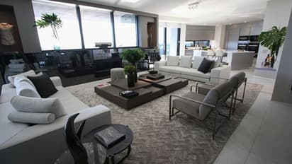  ನಿರ್ಮಾಣಕ್ಕೂ ಮೊದಲೇ 3 ದಿನದಲ್ಲಿ ಸೋಲ್ಡ್‌ ಔಟ್‌ ಆಯ್ತು DLFನ ಸಾವಿರಾರು ಐಷಾರಾಮಿ ಅಪಾರ್ಟ್‌ಮೆಂಟ್‌: ಬೆಲೆ ಎಷ್ಟು ನೋಡಿ..  