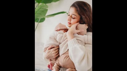 நயன் விக்கி மட்டுமில்ல... இத்தனை சினிமா பிரபலங்களுக்கு இரட்டைக் குழந்தைகள் பிறந்துள்ளதா? - சுவாரஸ்ய தகவல் இதோ