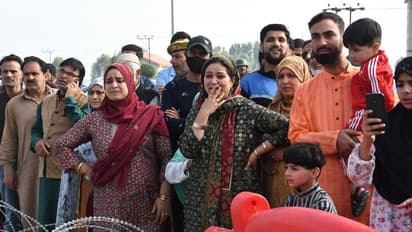 2023ൽ രാജ്യത്തെ മുസ്ലീം ജനസംഖ്യയെത്രയെന്ന് പാർലമെന്റിൽ ചോദ്യം; മറുപടിയുമായി കേന്ദ്രമന്ത്രി സ്മൃതി ഇറാനി