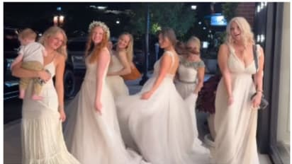 അമ്മയും ആറ് പെണ്മക്കളും വിവാഹ വസ്ത്രം ധരിച്ച് റസ്റ്ററന്റില് ഭക്ഷണം കഴിക്കാനെത്തി; അമ്പരന്ന് നെറ്റിസണ്സ് !