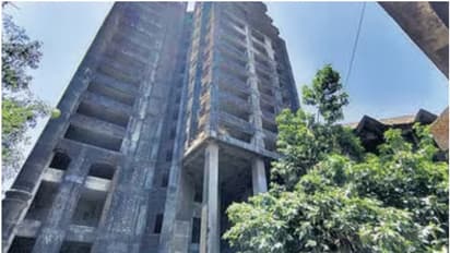 നിർമാണം പൂർത്തിയാകാത്ത കെട്ടിടത്തിന് മുകളിൽ 'ബിയർ പാർട്ടി', 19 കാരിക്ക് ദാരുണാന്ത്യം, അന്വേഷണം