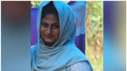 തൃശൂരിൽ‌ ഹോസ്റ്റലിൽ പെൺകുട്ടിയെ മരിച്ച നിലയിൽ കണ്ടെത്തി