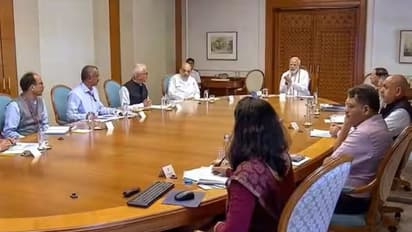 బిపర్జోయ్ తుఫాను: ప్రధాని మోడీ ఉన్నత స్థాయి సమావేశం.. ప్రస్తుత పరిస్థితులపై ఆరా