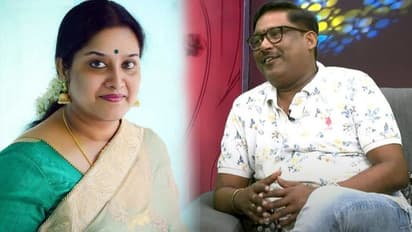 55 வயது தமிழ் நடிகையுடன் காதலா? முதல் முறையாக மௌனம் கலைத்த தெலுங்கு பிரபாஸ் ஸ்ரீனு!