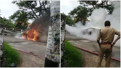 കൊച്ചിയില് മത്സരയോട്ടത്തിനിടെ അപകടം; കാര് കത്തി നശിച്ചു