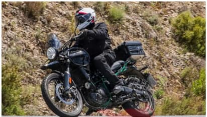 അവതാരപ്പിറവിയുടെ മുഴുവൻ രൗദ്രഭാവങ്ങളും ആവാഹിച്ച് ആ ബുള്ളറ്റ് ഉടനെത്തും!