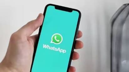   వాట్సాప్ ఈ 5 సీక్రెట్ ఫీచర్ల గురించి మీకు తెలుసా !  వీటితో చాటింగ్ మరింత ఫన్నీగా ఈజీగా.. 