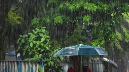 വരുന്ന അഞ്ച് ദിവസം കേരളത്തിൽ കനത്ത മഴ തുടരും; മലയോര, തീരപ്രദേശങ്ങളിൽ യാത്രകൾക്ക് വിലക്ക്