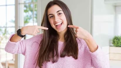  Health Tips: പല്ലുകളുടെ ആരോഗ്യം നിലനിര്‍ത്താന്‍ കഴിക്കേണ്ട എട്ട് ഭക്ഷണങ്ങള്‍...