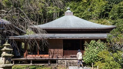 ಮಂದಿರದ ಹುಂಡಿಯಲ್ಲಿ 1.25 ಲಕ್ಷ ರೂ ಜೊತೆ ಕ್ಷಮಾಪಣೆ ಪತ್ರ, ಬಯಲಾಯ್ತು 27 ವರ್ಷ ಹಿಂದಿನ ಘಟನೆ!