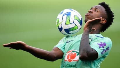 വംശീയതയ്‌ക്ക് ഫുട്ബോള്‍ കൊണ്ട് മറുപടി; ബ്രസീല്‍ ടീം ഇന്ന് കളത്തില്‍, ശ്രദ്ധാകേന്ദ്രം വിനീഷ്യസ്