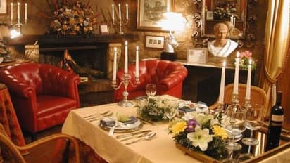 ലോകത്തിലെ ഏറ്റവും കുഞ്ഞൻ റെസ്റ്റോറന്റ്, ഒരു നേരം ഭക്ഷണത്തിന് 44000 രൂപ!