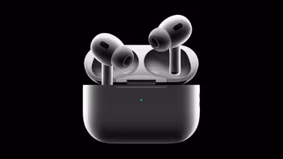 வெறும் ரூ.1,159க்கு கிடைக்கும் ஆப்பிள் AirPods Pro.. 25 ஆயிரம் வரை தள்ளுபடி - முழு விபரம் உள்ளே!