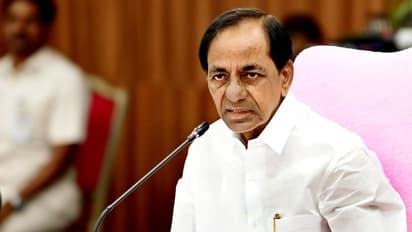 காங்கிரசுக்குத் தாவிய 12 முன்னாள் அமைச்சர்கள்! தெலுங்கானாவில் கேசிஆர் கட்சிக்குப் பின்னடைவு