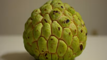 സീതപ്പഴം കഴിക്കാന് ഇഷ്ടമാണോ? അറിയാം ഇക്കാര്യങ്ങള്...