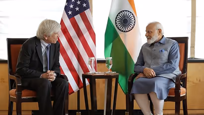 Nobel laureate Paul Romer meets PM Modi, learns a new slogan and much more about India