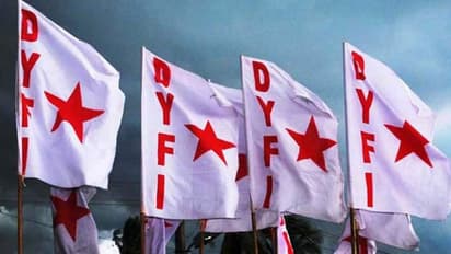 സാമൂഹ്യവിരുദ്ധവും സ്ത്രീ വിരുദ്ധവുമായ കണ്ടന്റ്; വ്‌ളോഗര്‍മാര്‍ക്കെതിരെ നിയമനടപടി സ്വീകരിക്കണമെന്ന് ഡിവൈഎഫ്‌ഐ 