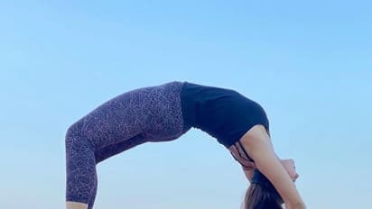 యోగా చేస్తే బరువు తగ్గరా..? డాక్టర్ కామెంట్స్ కి నెటిజన్లు సీరియస్..!