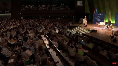 யுனெஸ்கோவில் சத்குரு பேச்சு! : மனிதகுலத்திற்கு சொந்தமான ''யோகா''!