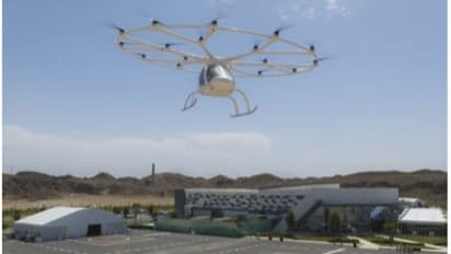 തിരക്കുണ്ടെങ്കില് വോളോകോപ്റ്റര് വരും; ഒന്നര വര്ഷത്തെ പരീക്ഷണം വിജയിപ്പിച്ച് സൗദി പുതിയ കുതിപ്പിനൊരുങ്ങുന്നു