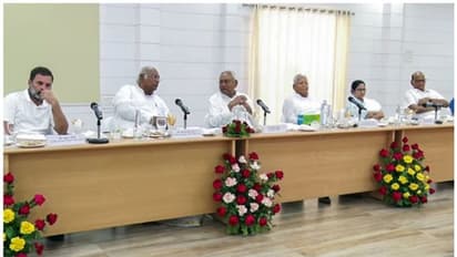 മോദിക്കെതിരെ ഒന്നിച്ച് പ്രതിപക്ഷം, ലോക്സഭാ തെരഞ്ഞെടുപ്പിൽ ഒരുമിച്ച് പോരാട്ടം, പ്രഖ്യാപിച്ച് നേതാക്കൾ