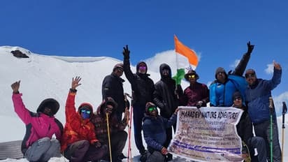 ಉತ್ತರಕನ್ನಡ: ಹಿಮಾಚಲ ಪ್ರದೇಶದ ಪರ್ವತ ಏರಿ ಸಾಧನೆಗೈದ ಗೋಕರ್ಣದ ಯುವಕರು..!