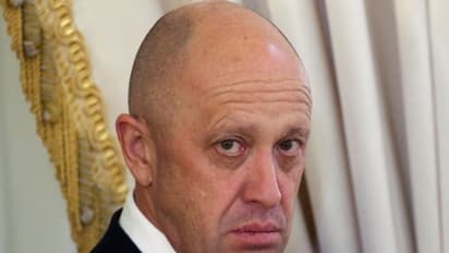 ரஷ்ய அதிபர் விளாடிமிர் புடினுக்கு வில்லனாக மாறி இருக்கும் எவ்கெனி பிரிகாசின்; யார் இவர்?