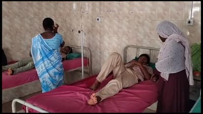 பொள்ளாச்சியில் அரசு பள்ளியில் சத்துணவு சாப்பிட்ட 18 மாணவர்கள் மயக்கம் - மருத்துவமனையில் அனுமதி