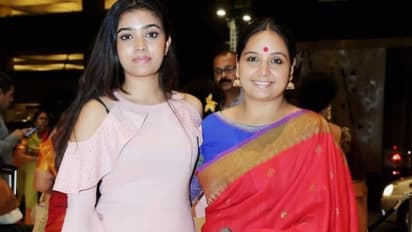 ತಾಯಿಯನ್ನೆ ಮೀರಿಸುವ ಲುಕ್; ಚಂದನವನದ ಸುಂದರಿಯರ ಮಕ್ಕಳಿವರು!