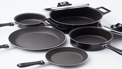 இந்த பாத்திரத்தில் ஒருபோதும் உணவு சமைக்காதீங்க.. அவை உடலுக்கு தீங்கு விளைவிக்கும்..!!